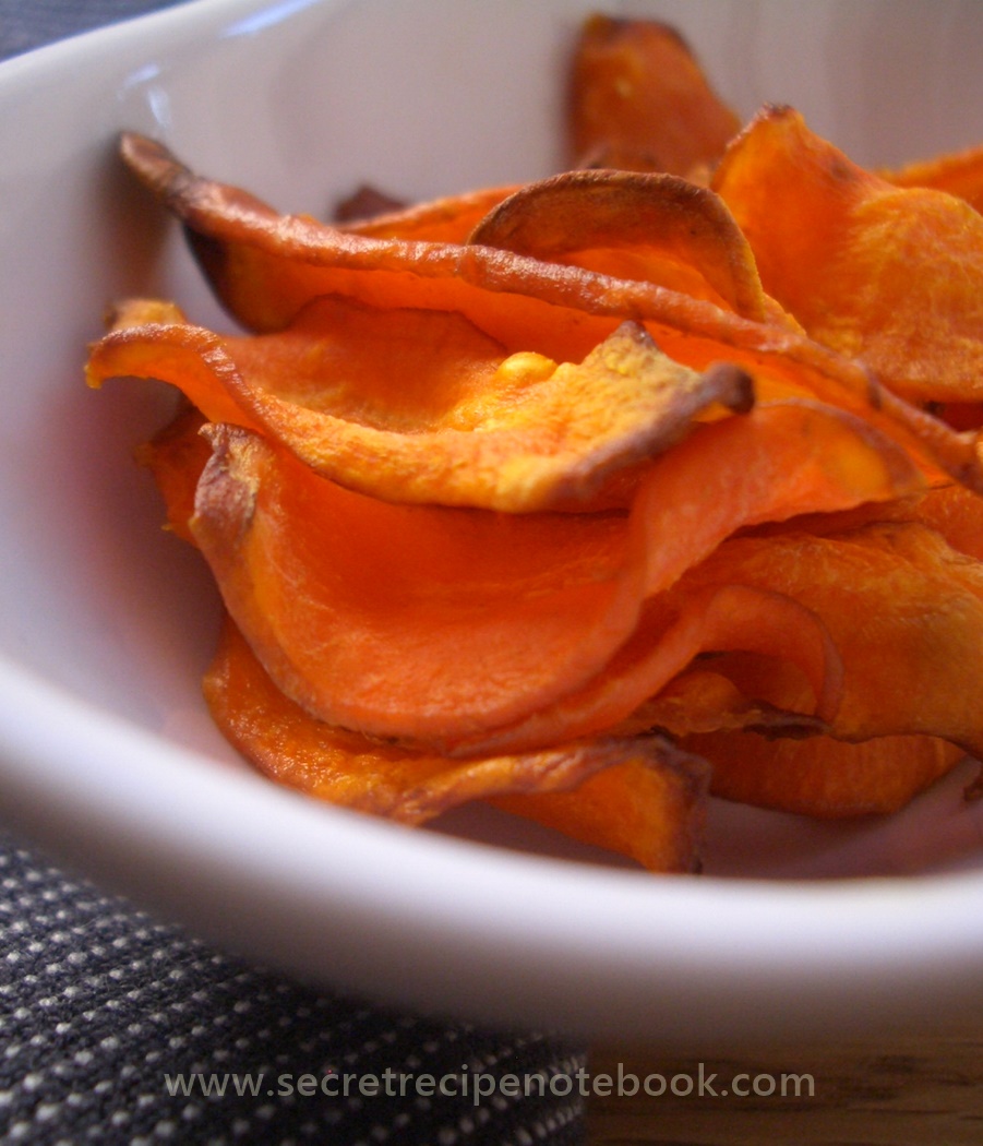 Crispy Baked Carrot Chips