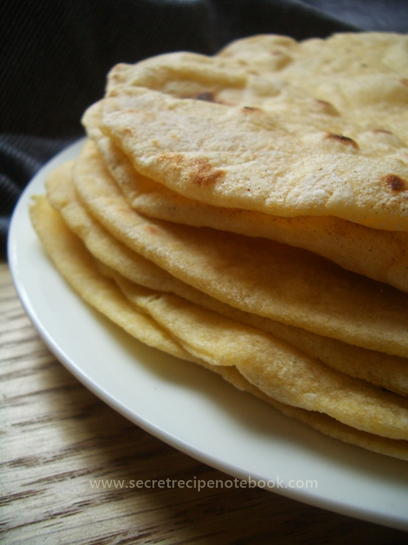 Homemade flour tortillas in a Le Creuset skillet : r/castiron